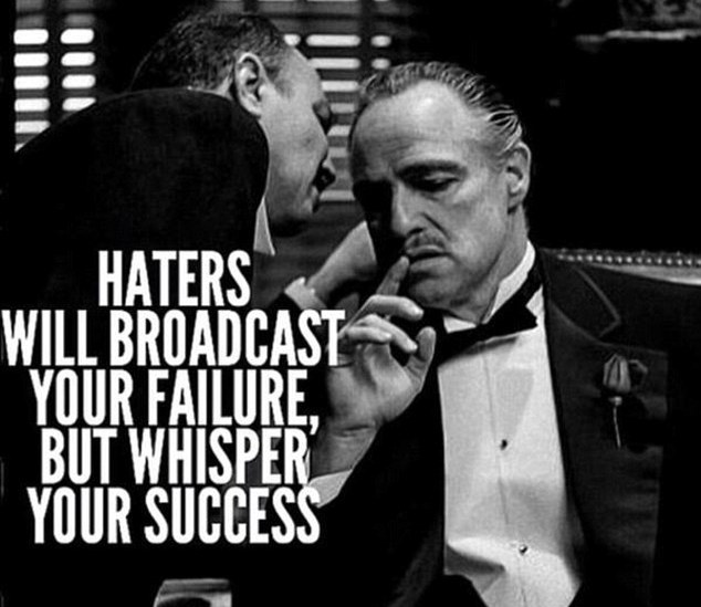 Boateng Serang Balik Pengejeknya via Meme di Twitter